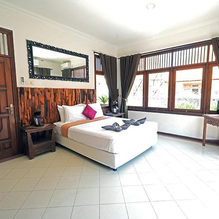 Villa Sanket - Kuta - 6 Bedrooms - 6 Bathrooms - Great Location 外观 照片